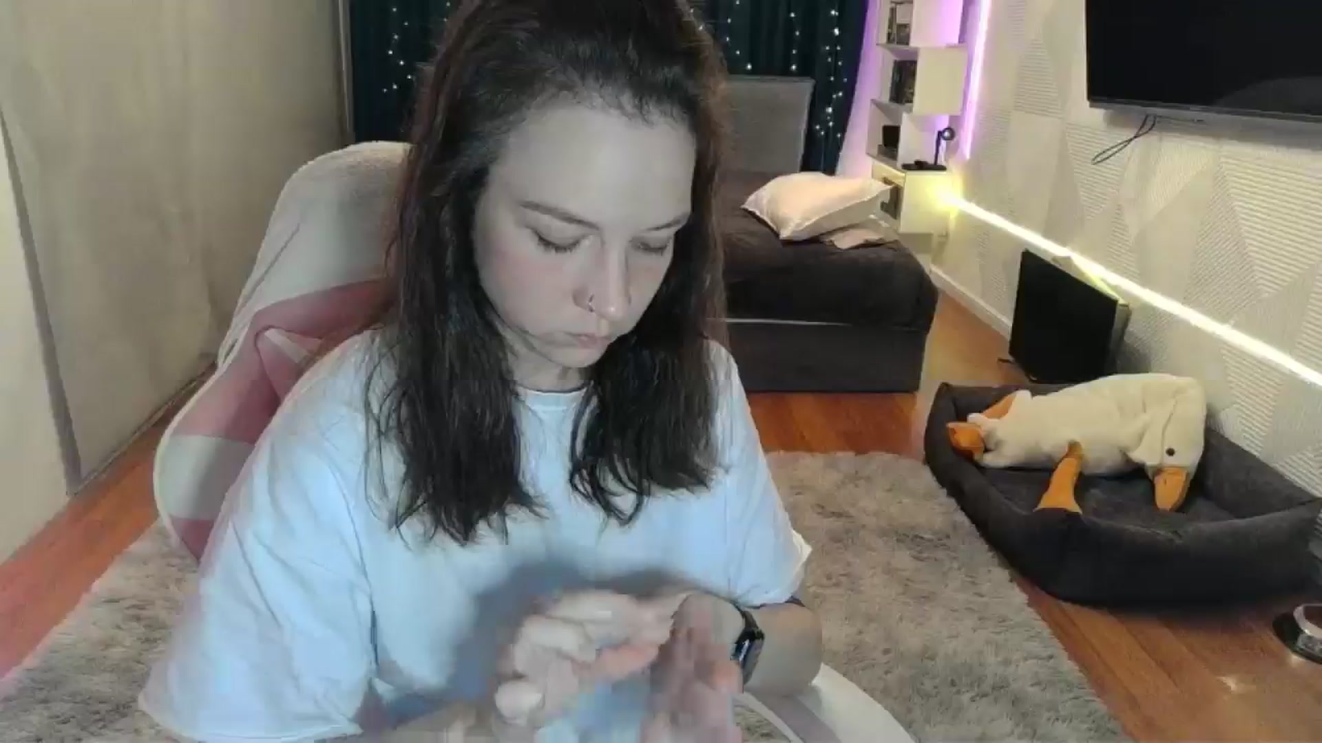 Gallery image thumbnail from Qi_ra's myfreecams stream on, 03/05/2026, 18:40 image 6 of 20