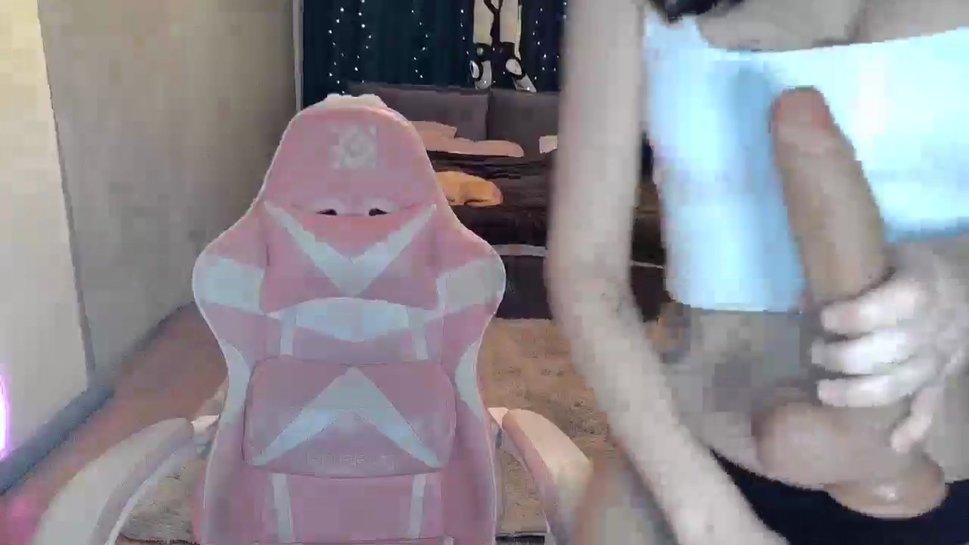 Gallery image thumbnail from Qi_ra's myfreecams stream on, 03/07/2026, 07:57 image 20 of 20