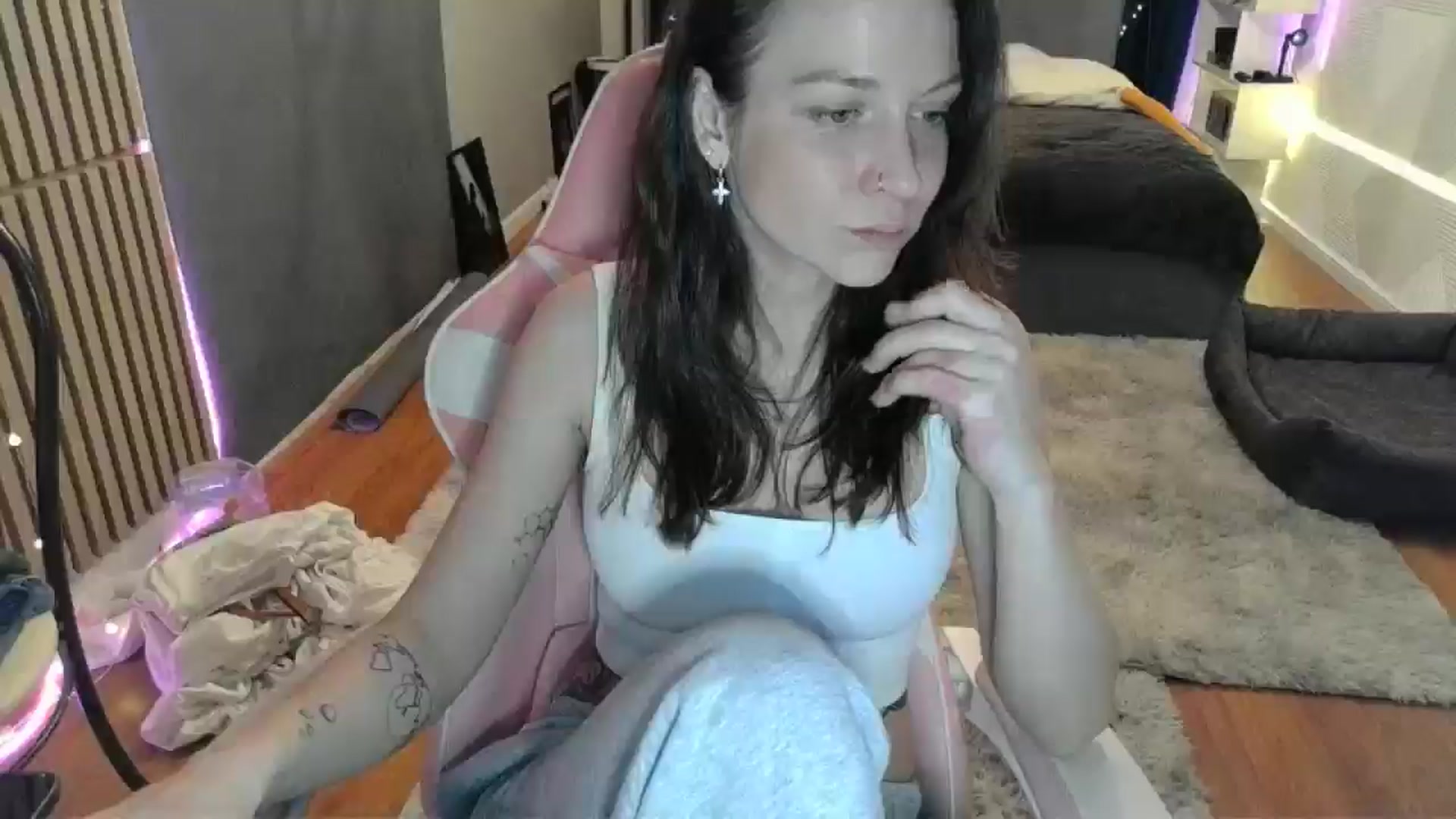 Gallery image thumbnail from Qi_ra's myfreecams stream on, 03/19/2026, 19:05 image 5 of 20