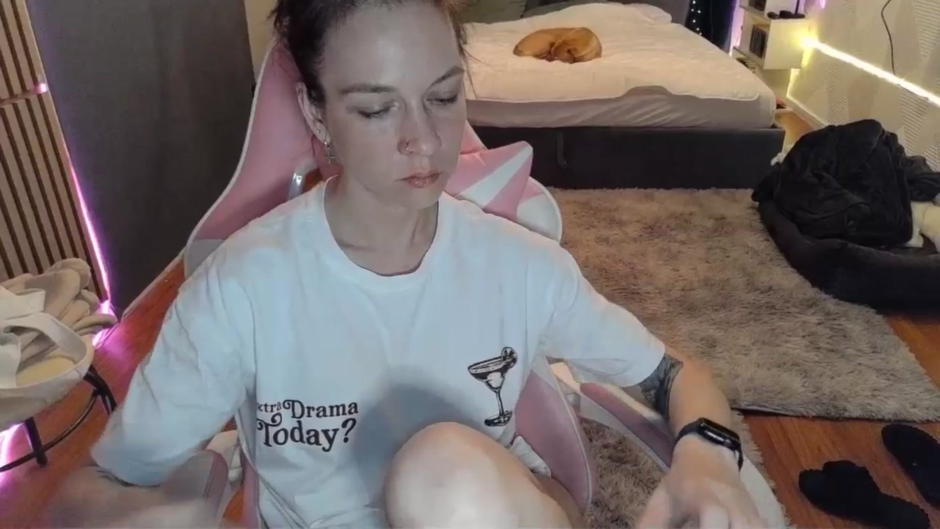 Gallery image thumbnail from Qi_ra's myfreecams stream on, 03/25/2026, 23:26 image 18 of 20