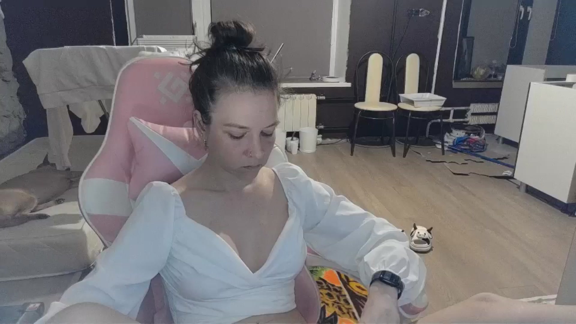 Gallery image thumbnail from Qi_ra's myfreecams stream on, 04/12/2026, 17:46 image 3 of 20