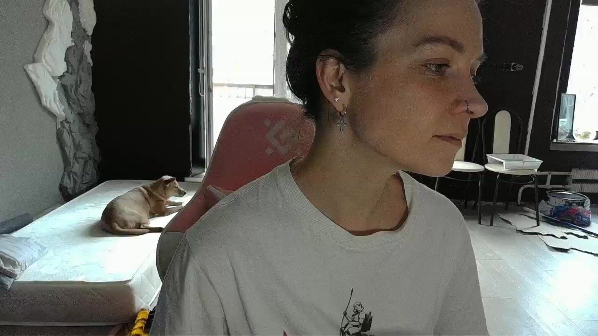 Gallery image thumbnail from Qi_ra's myfreecams stream on, 04/14/2026, 08:58 image 16 of 20