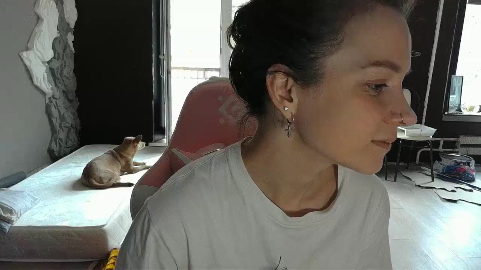 Gallery image thumbnail from Qi_ra's myfreecams stream on, 04/14/2026, 08:58 image 17 of 20