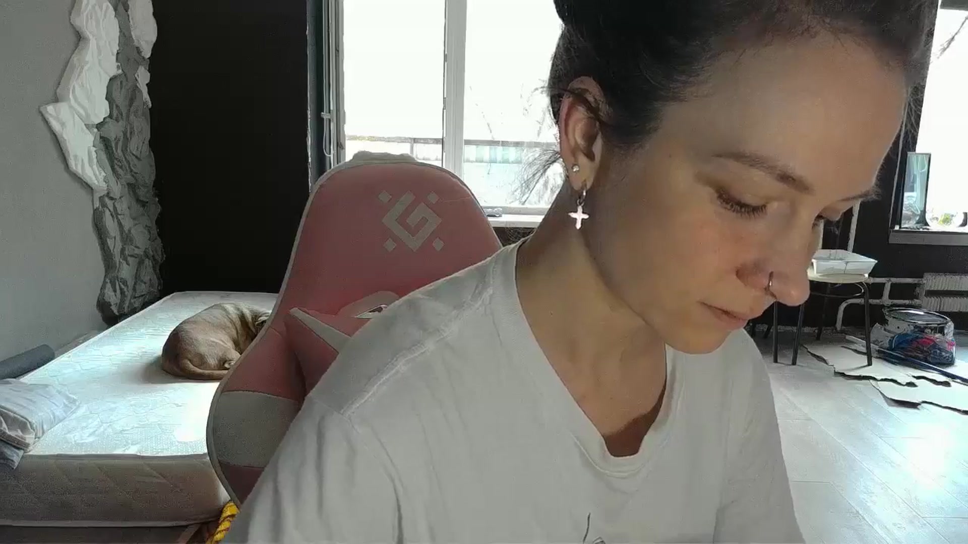 Gallery image thumbnail from Qi_ra's myfreecams stream on, 04/14/2026, 08:58 image 11 of 20