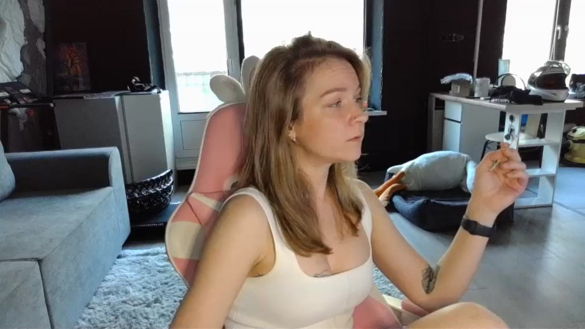 Gallery image thumbnail from Qi_ra's myfreecams stream on, 05/05/2026, 05:49 image 12 of 20
