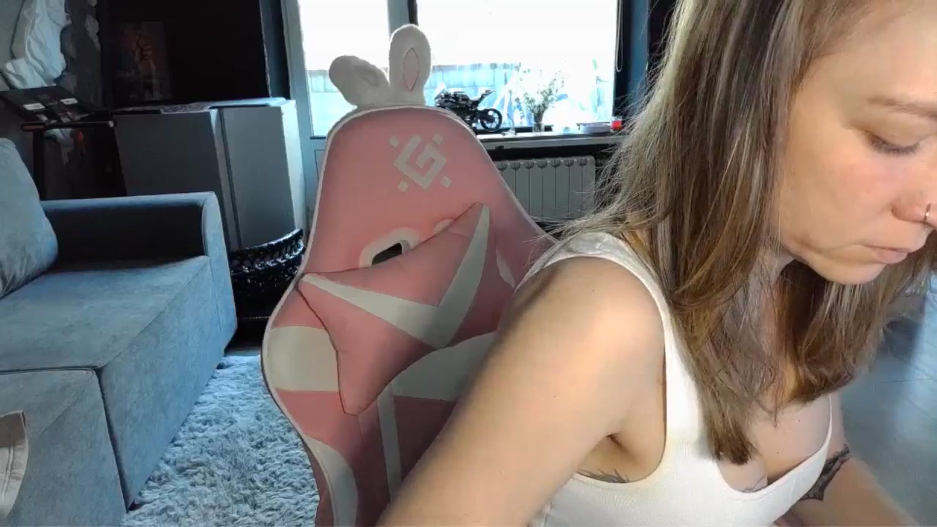 Gallery image thumbnail from Qi_ra's myfreecams stream on, 05/05/2026, 06:51 image 3 of 20