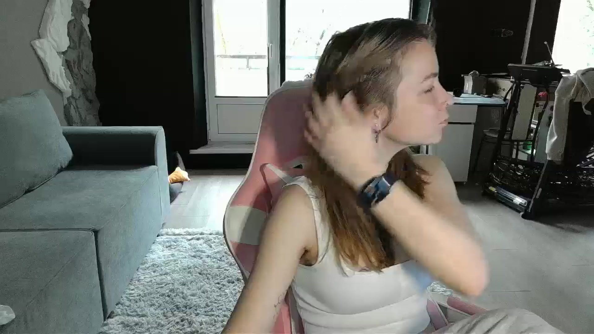 Gallery image thumbnail from Qi_ra's myfreecams stream on, 05/11/2026, 07:15 image 3 of 20