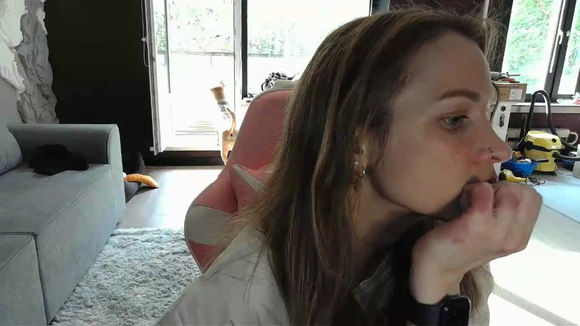 Gallery image thumbnail from Qi_ra's myfreecams stream on, 05/14/2026, 13:53 image 15 of 20