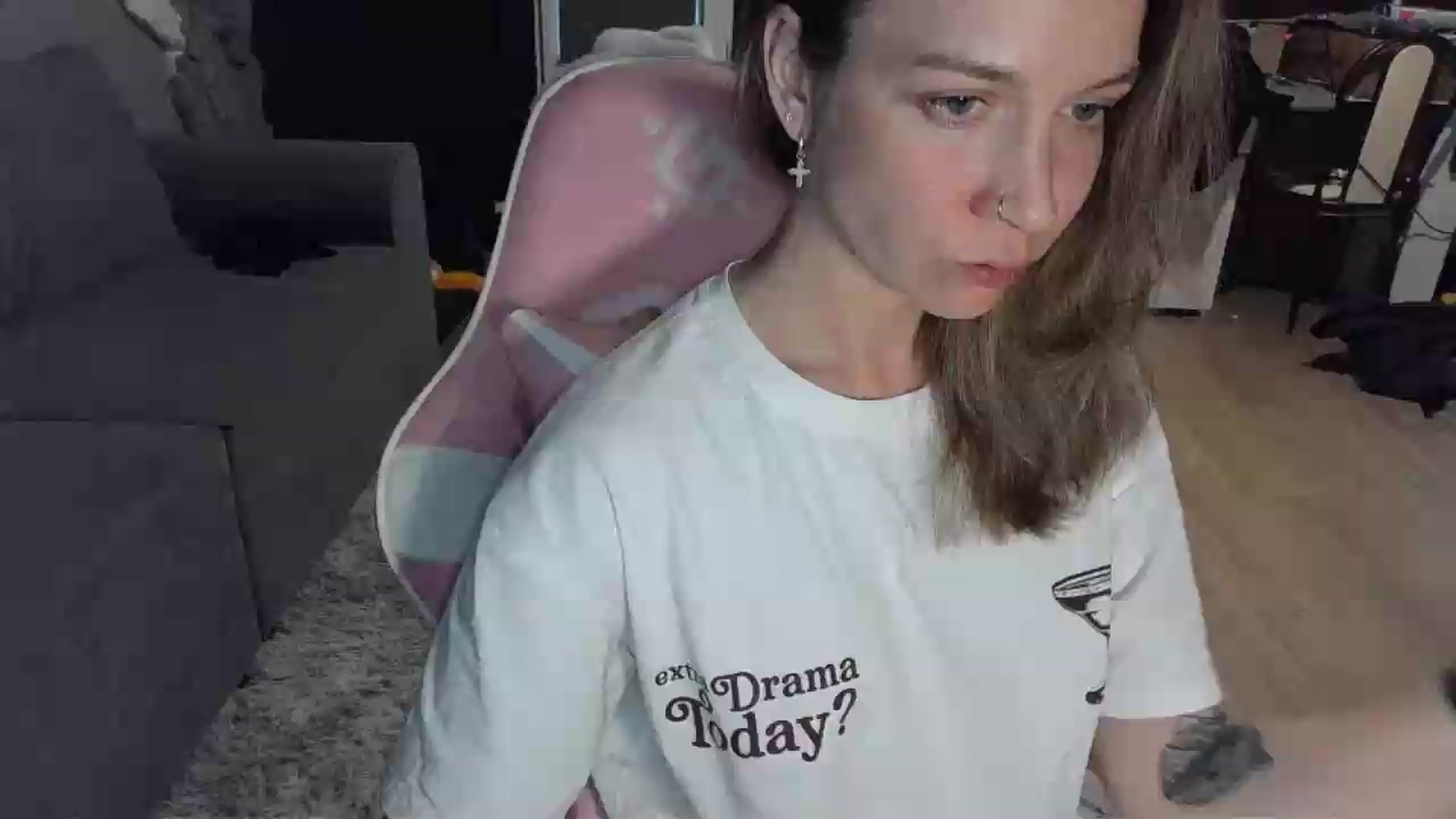 Gallery image thumbnail from Qi_ra's myfreecams stream on, 05/14/2026, 17:01 image 8 of 20