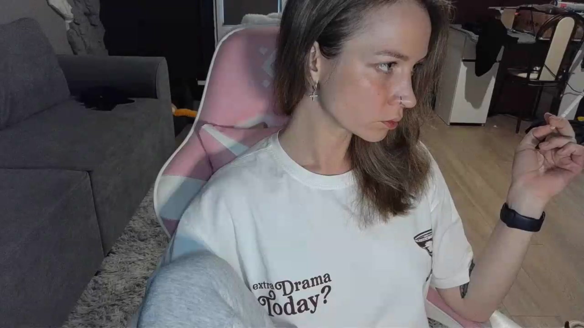 Gallery image thumbnail from Qi_ra's myfreecams stream on, 05/14/2026, 17:01 image 10 of 20
