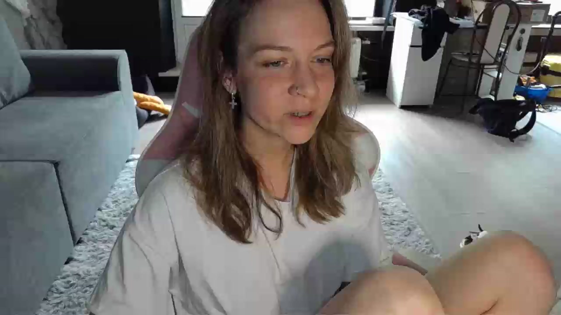 Gallery image thumbnail from Qi_ra's myfreecams stream on, 05/15/2026, 07:01 image 7 of 20