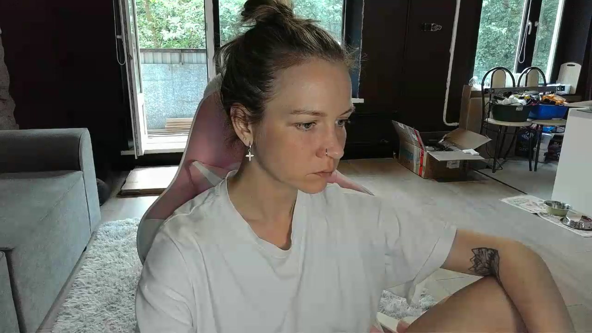 Gallery image thumbnail from Qi_ra's myfreecams stream on, 05/21/2026, 16:32 image 8 of 20