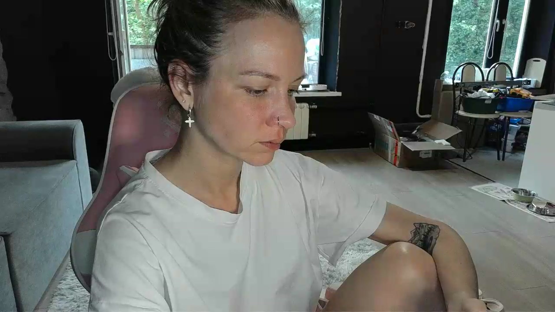 Gallery image thumbnail from Qi_ra's myfreecams stream on, 05/21/2026, 16:32 image 16 of 20