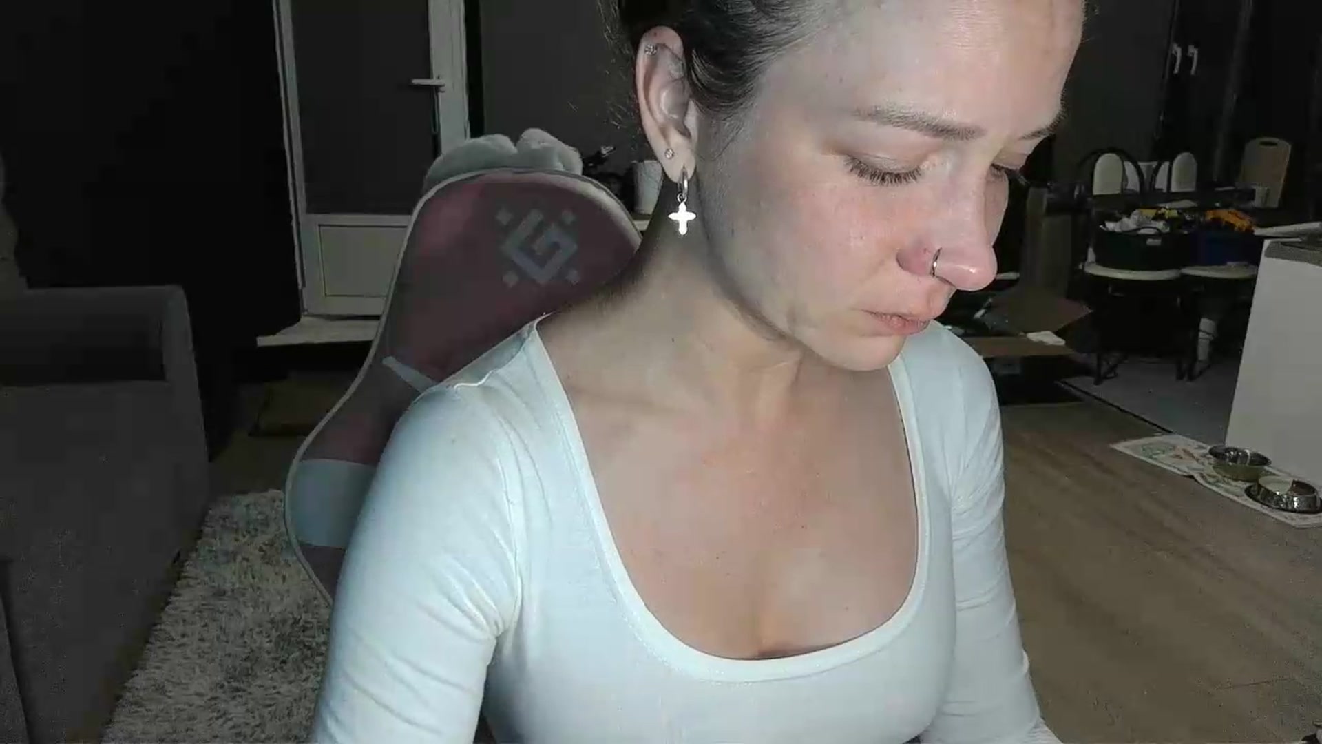 Gallery image thumbnail from Qi_ra's myfreecams stream on, 05/21/2026, 19:43 image 3 of 20