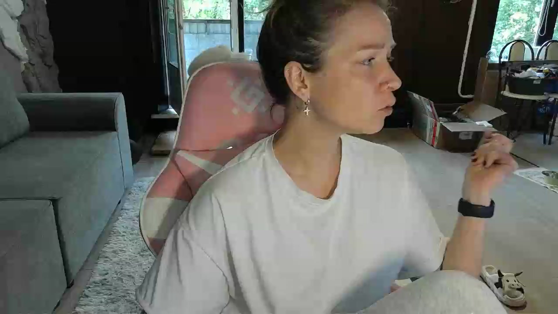 Gallery image thumbnail from Qi_ra's myfreecams stream on, 05/22/2026, 06:26 image 8 of 20