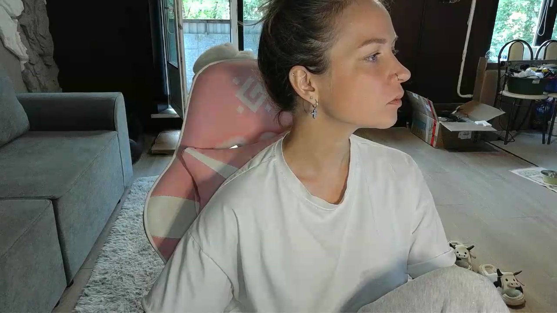 Gallery image thumbnail from Qi_ra's myfreecams stream on, 05/22/2026, 06:26 image 5 of 20