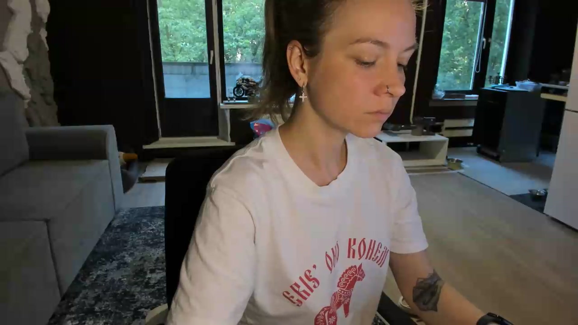 Gallery image thumbnail from Qi_ra's myfreecams stream on, 06/08/2026, 03:24 image 15 of 20