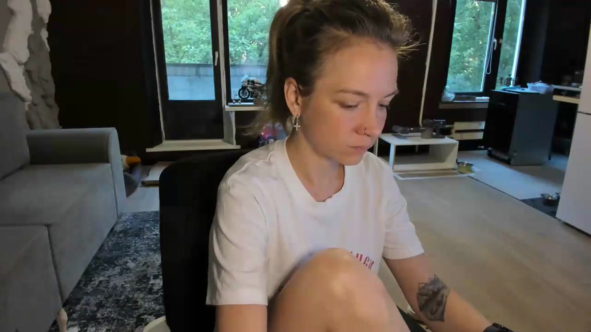 Gallery image thumbnail from Qi_ra's myfreecams stream on, 06/08/2026, 03:24 image 7 of 20