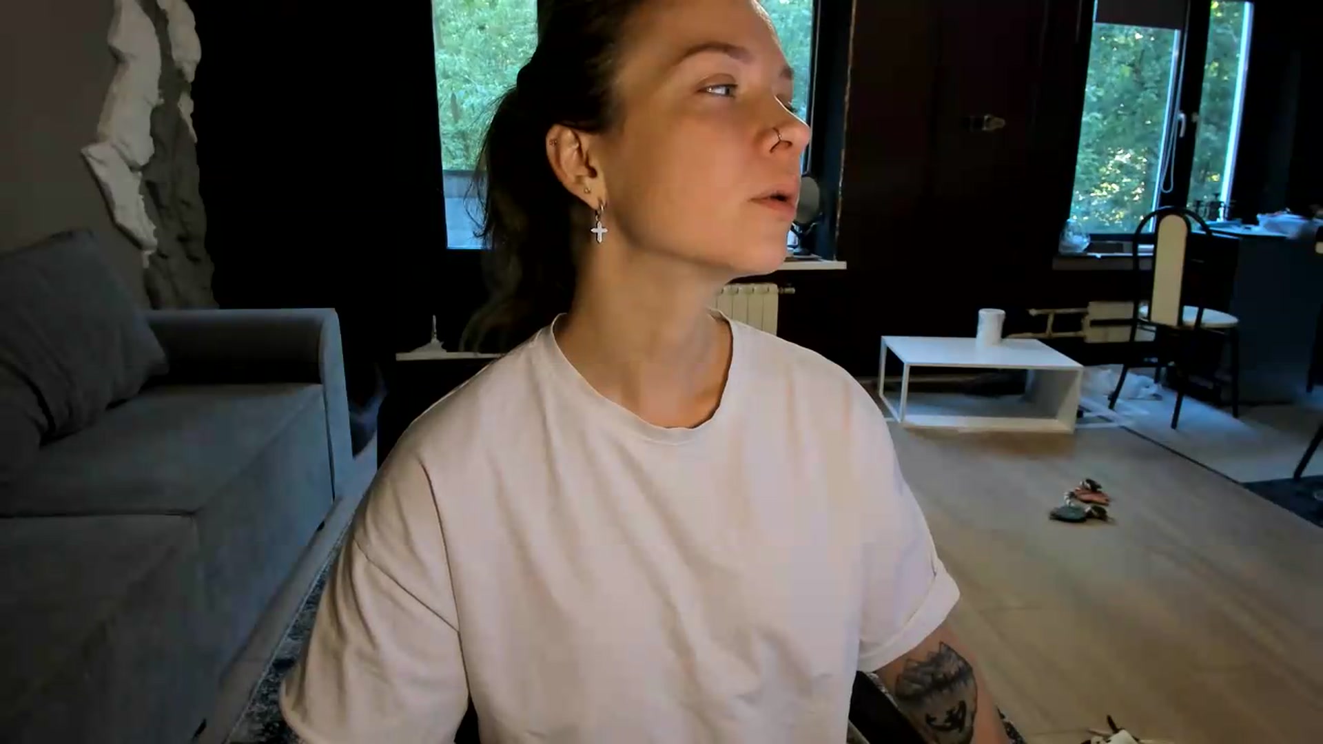 Gallery image thumbnail from Qi_ra's myfreecams stream on, 06/10/2026, 04:21 image 19 of 20