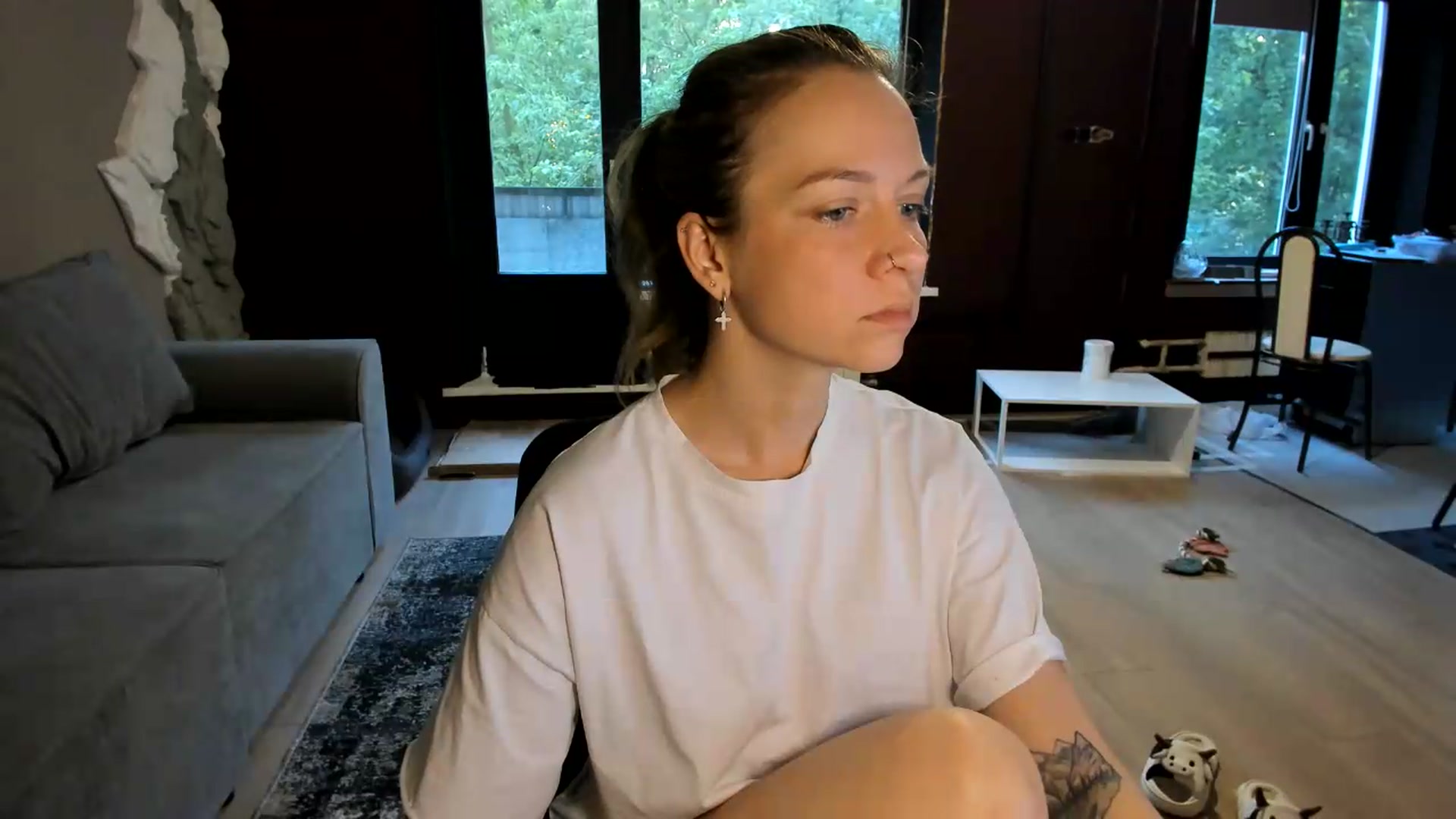 Gallery image thumbnail from Qi_ra's myfreecams stream on, 06/10/2026, 04:21 image 2 of 20
