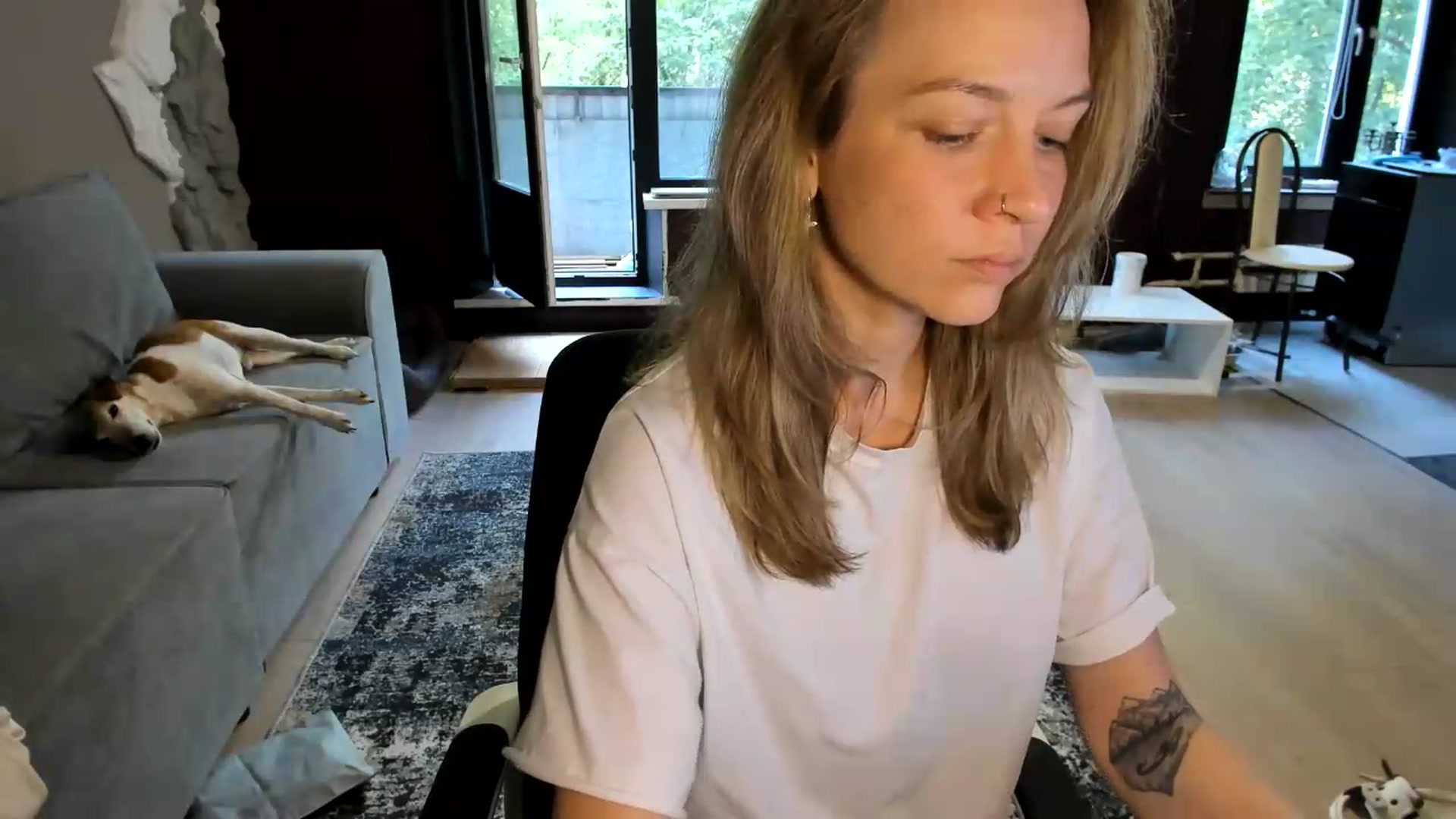 Gallery image thumbnail from Qi_ra's myfreecams stream on, 06/11/2026, 06:53 image 2 of 20