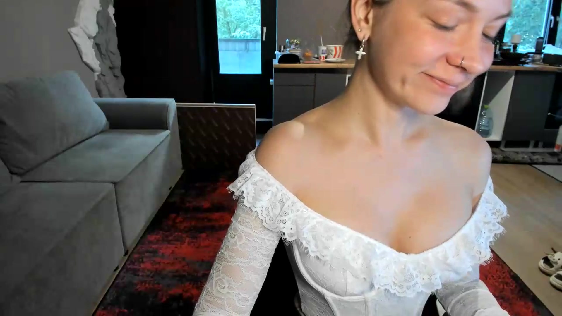 Gallery image thumbnail from Qi_ra's myfreecams stream on, 06/21/2026, 06:11 image 17 of 20