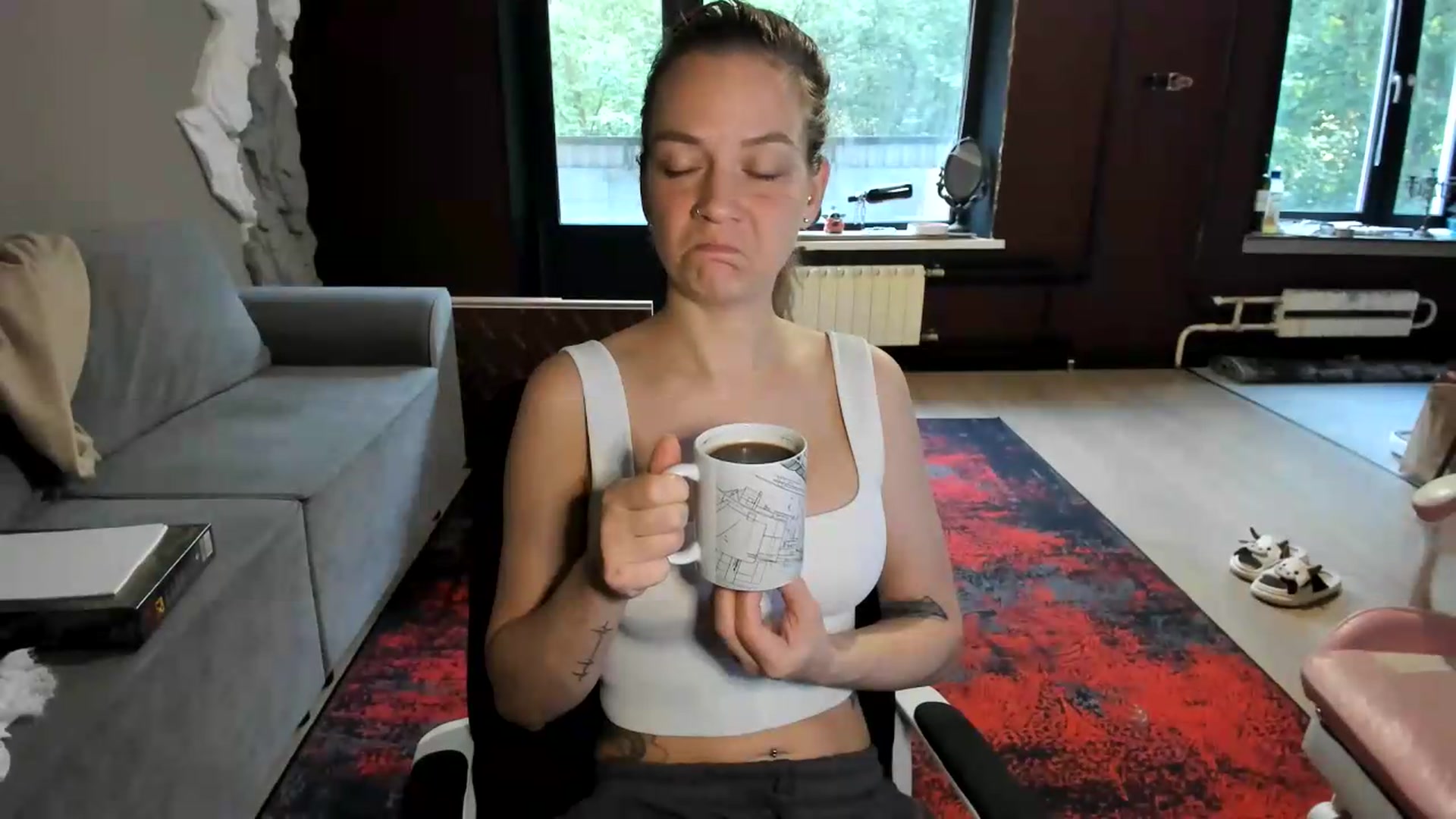 Gallery image thumbnail from Qi_ra's myfreecams stream on, 06/23/2026, 03:58 image 16 of 20