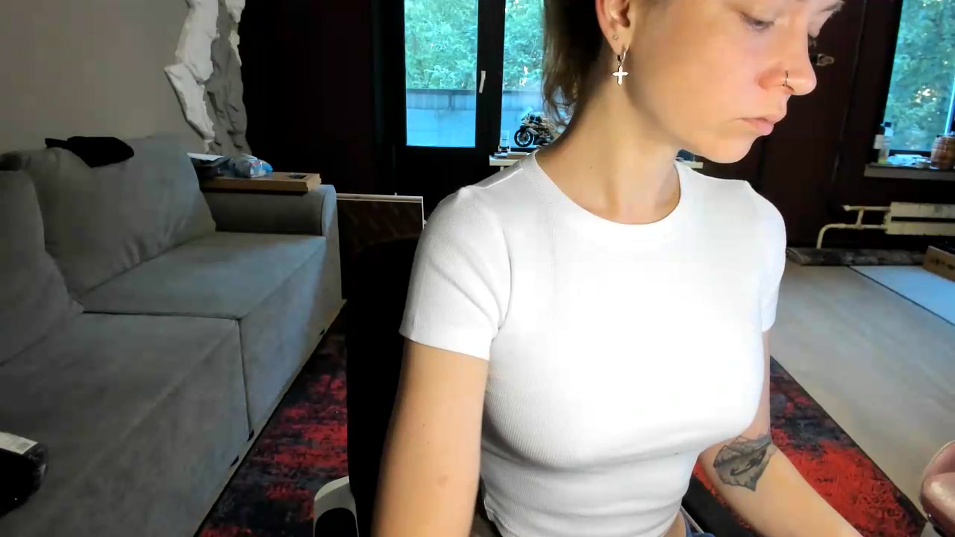 Gallery image thumbnail from Qi_ra's myfreecams stream on, 06/26/2026, 03:09 image 15 of 20