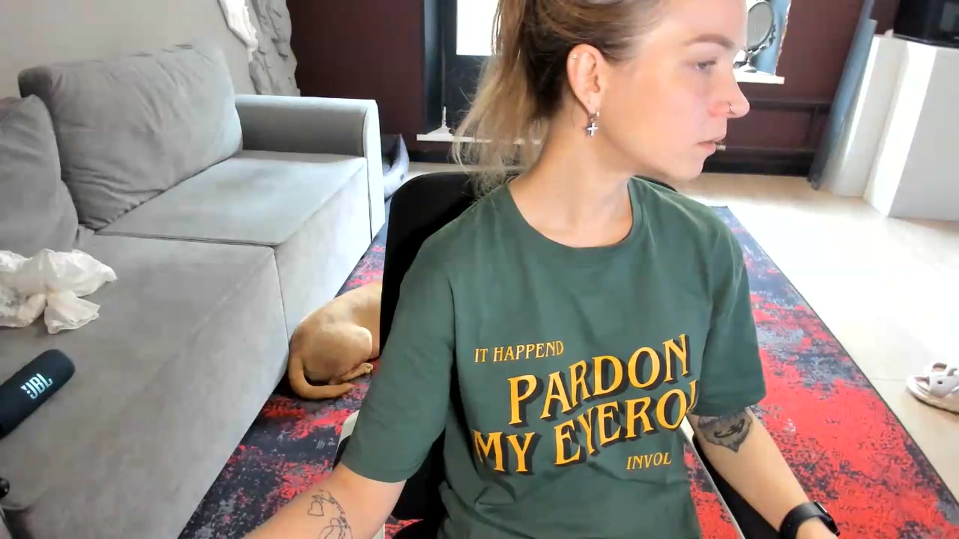 Gallery image thumbnail from Qi_ra's myfreecams stream on, 07/08/2026, 07:05 image 4 of 20