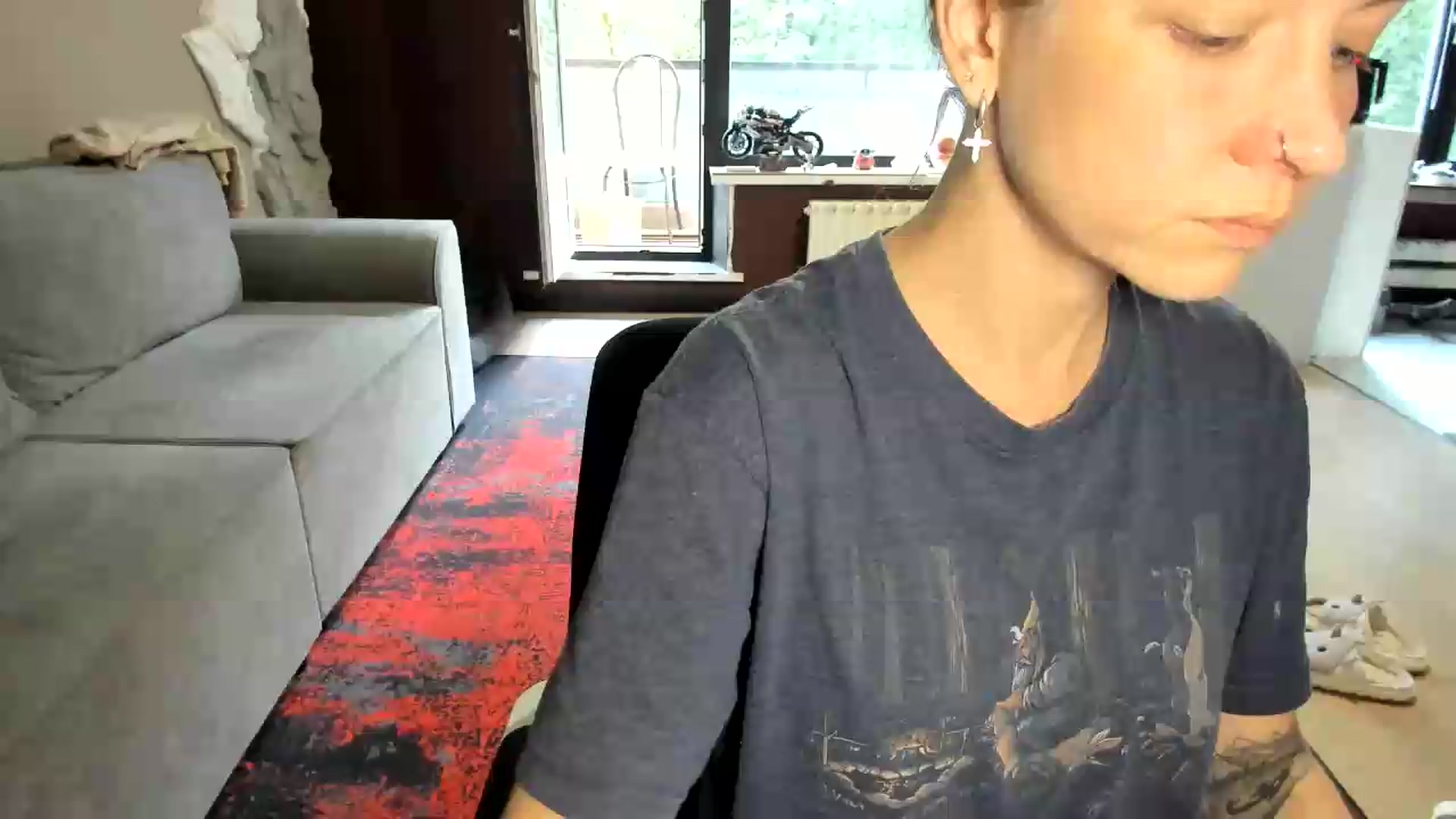 Gallery image thumbnail from Qi_ra's myfreecams stream on, 07/08/2026, 15:13 image 1 of 20