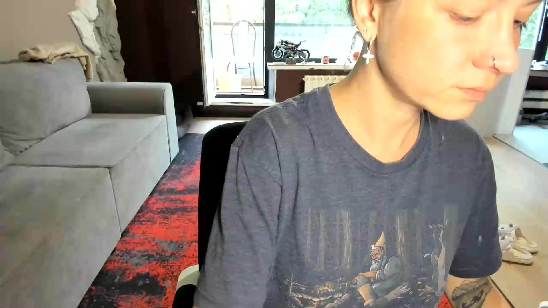 Gallery image thumbnail from Qi_ra's myfreecams stream on, 07/08/2026, 15:13 image 3 of 20