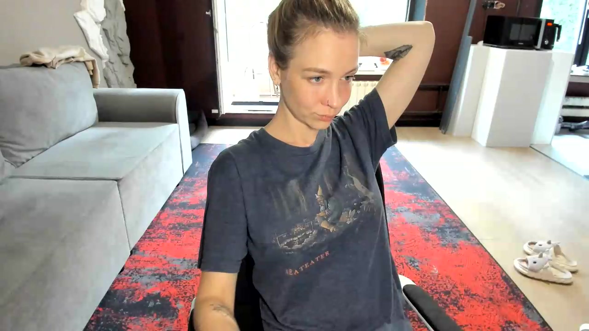 Gallery image thumbnail from Qi_ra's myfreecams stream on, 07/08/2026, 15:13 image 15 of 20