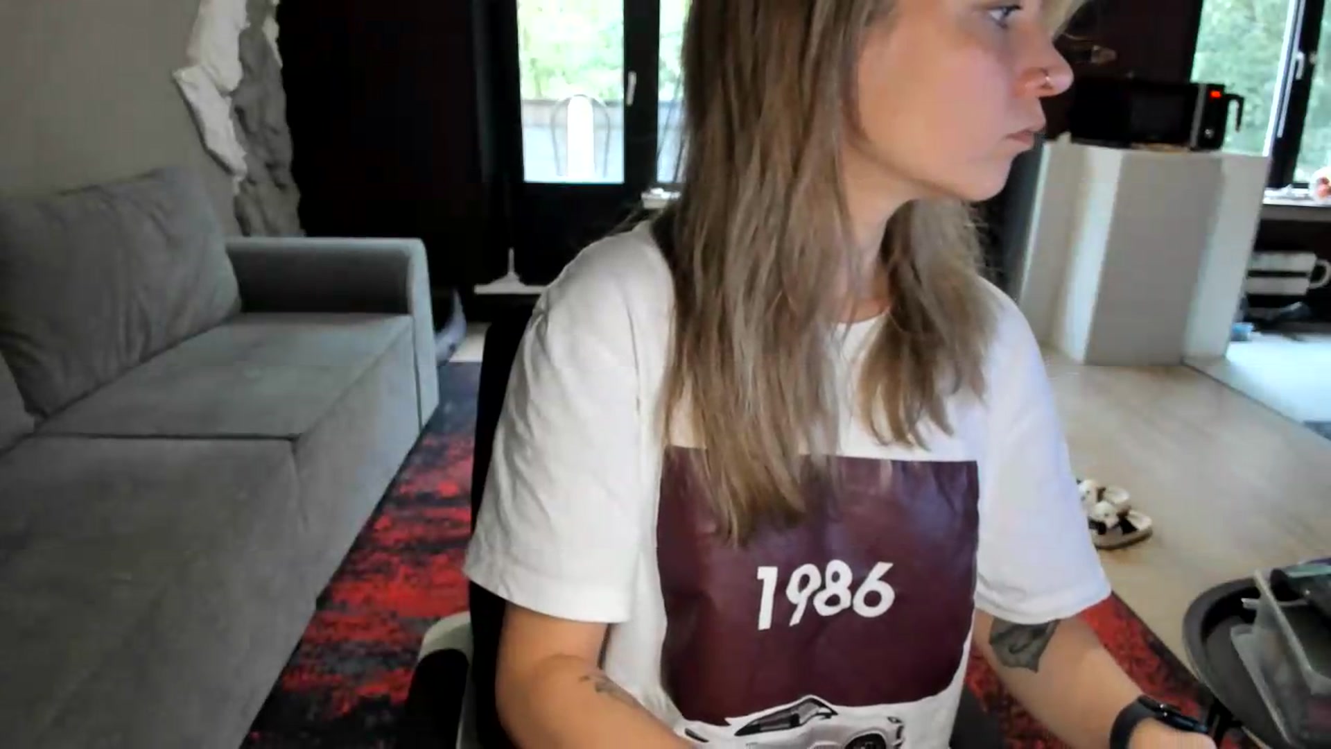 Gallery image thumbnail from Qi_ra's myfreecams stream on, 07/14/2026, 05:03 image 12 of 20