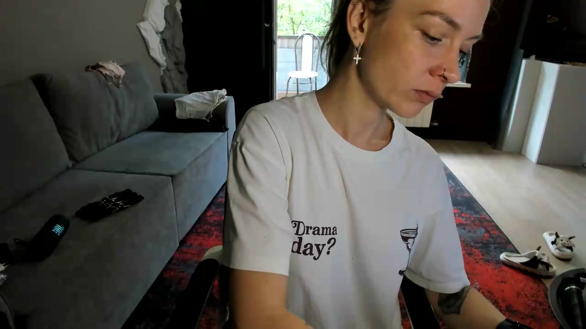 Gallery image thumbnail from Qi_ra's myfreecams stream on, 07/15/2026, 07:36 image 17 of 20