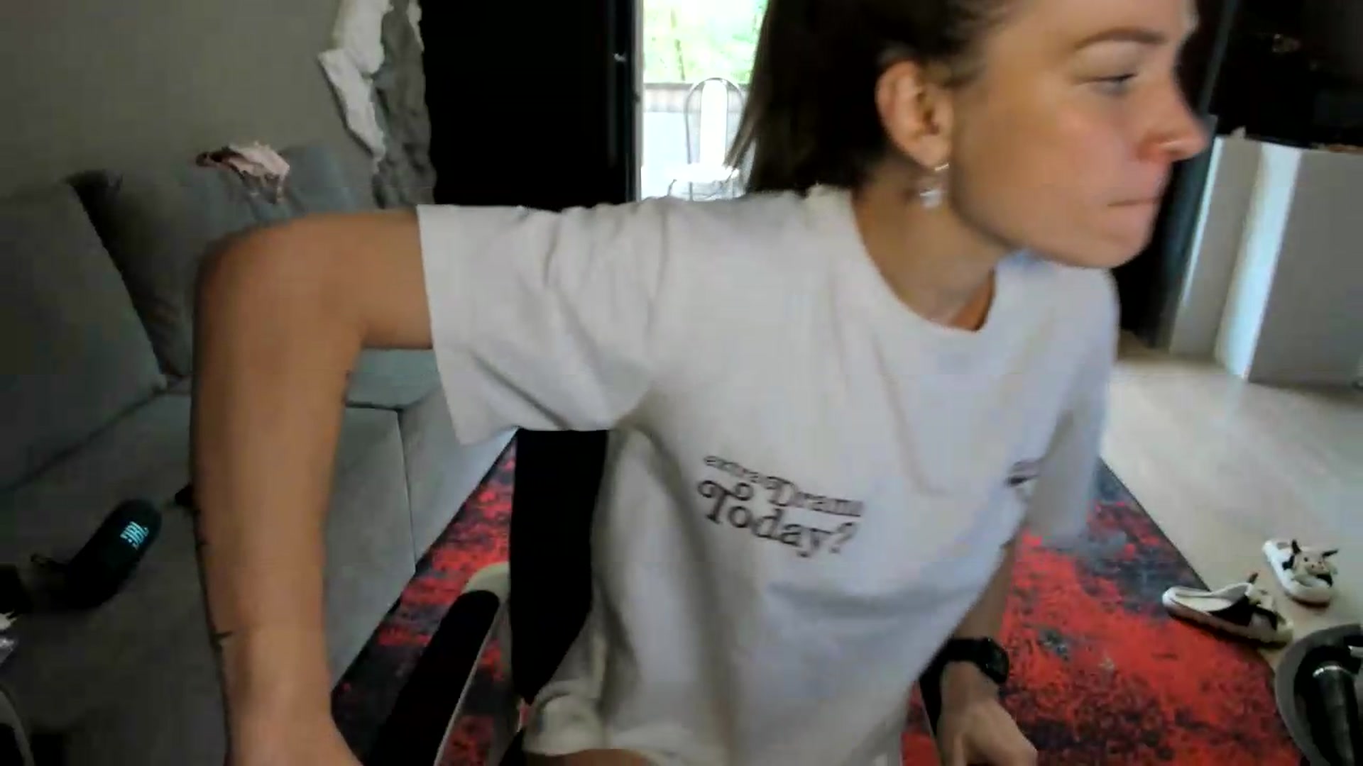 Gallery image thumbnail from Qi_ra's myfreecams stream on, 07/15/2026, 07:36 image 6 of 20