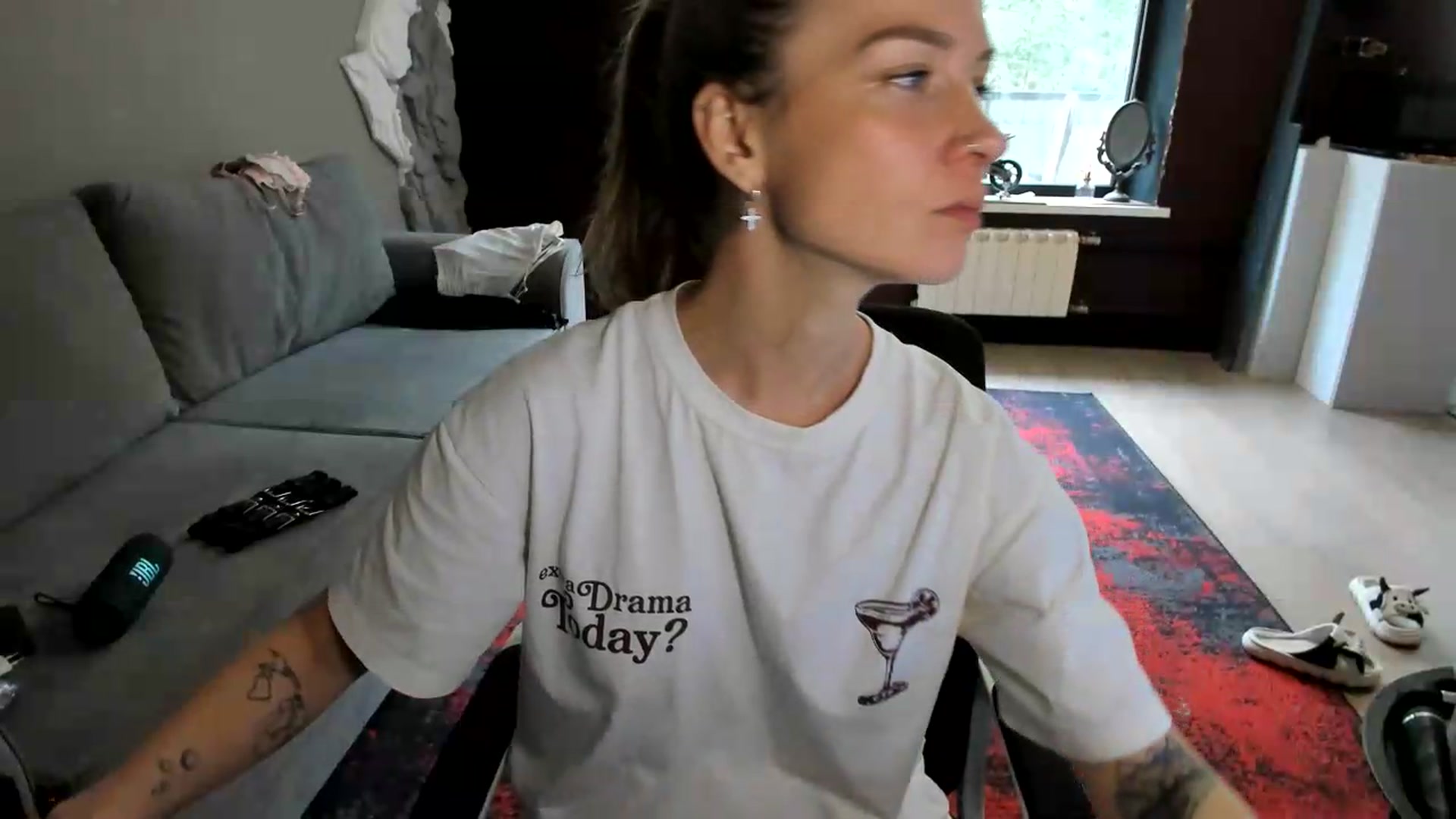 Gallery image thumbnail from Qi_ra's myfreecams stream on, 07/15/2026, 07:36 image 8 of 20