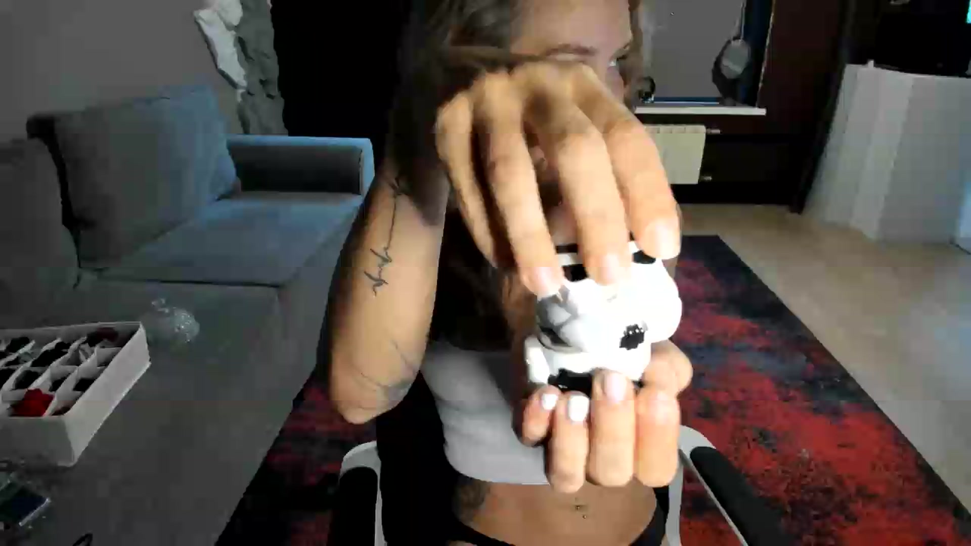 Gallery image thumbnail from Qi_ra's myfreecams stream on, 08/12/2026, 05:53 image 13 of 20