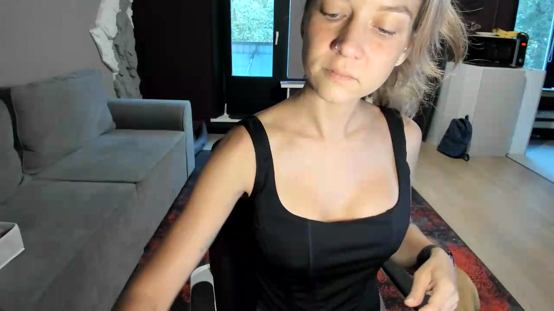 Gallery image thumbnail from Qi_ra's myfreecams stream on, 08/13/2026, 03:43 image 5 of 20