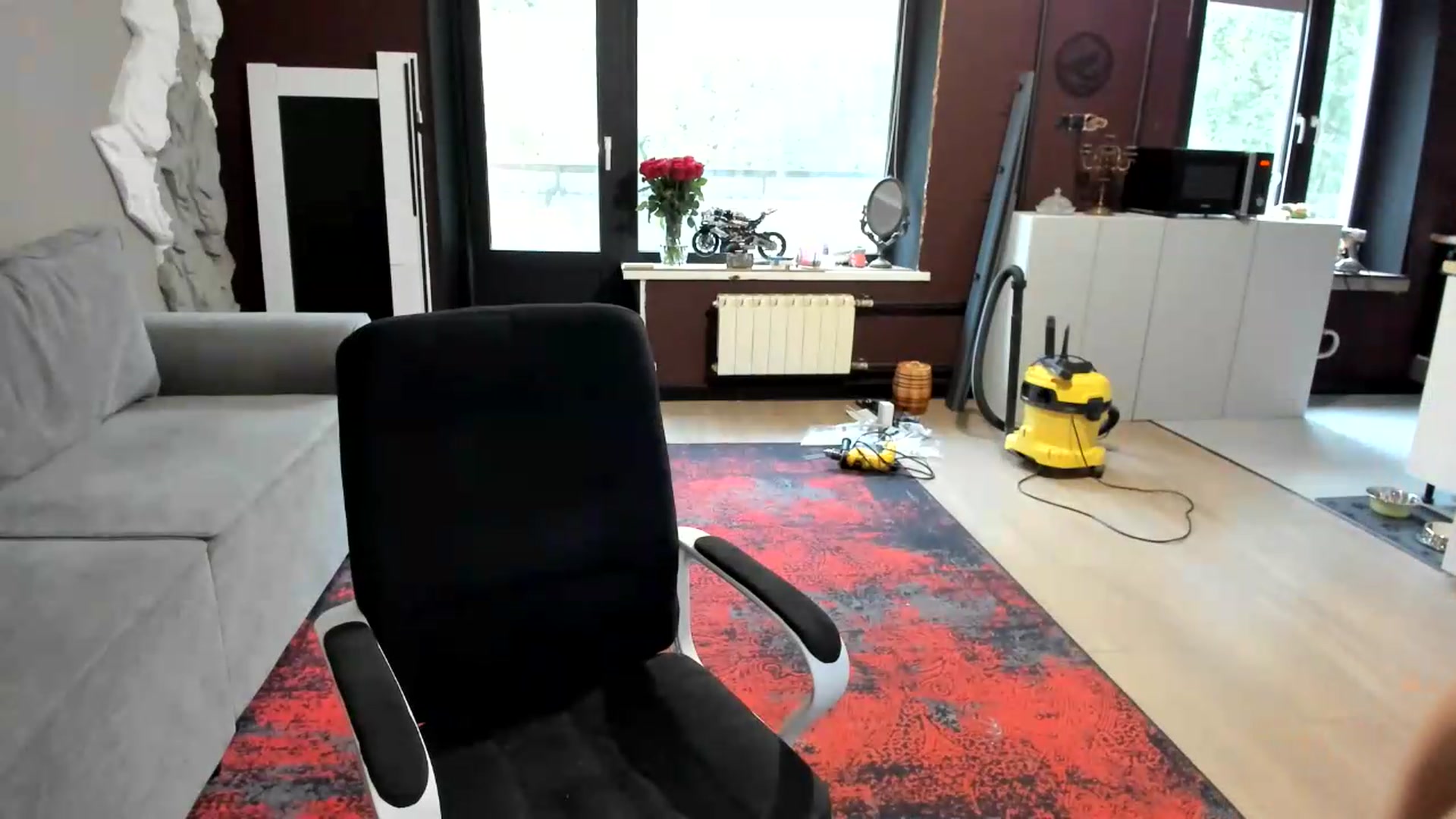 Gallery image thumbnail from Qi_ra's myfreecams stream on, 08/17/2026, 06:12 image 3 of 20