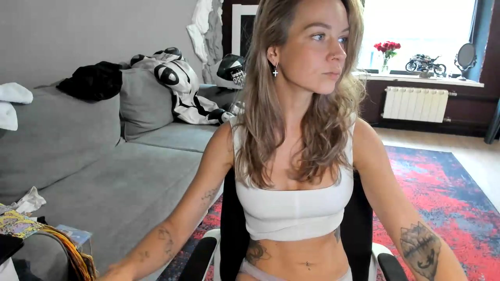 Gallery image thumbnail from Qi_ra's myfreecams stream on, 08/21/2026, 07:26 image 2 of 20