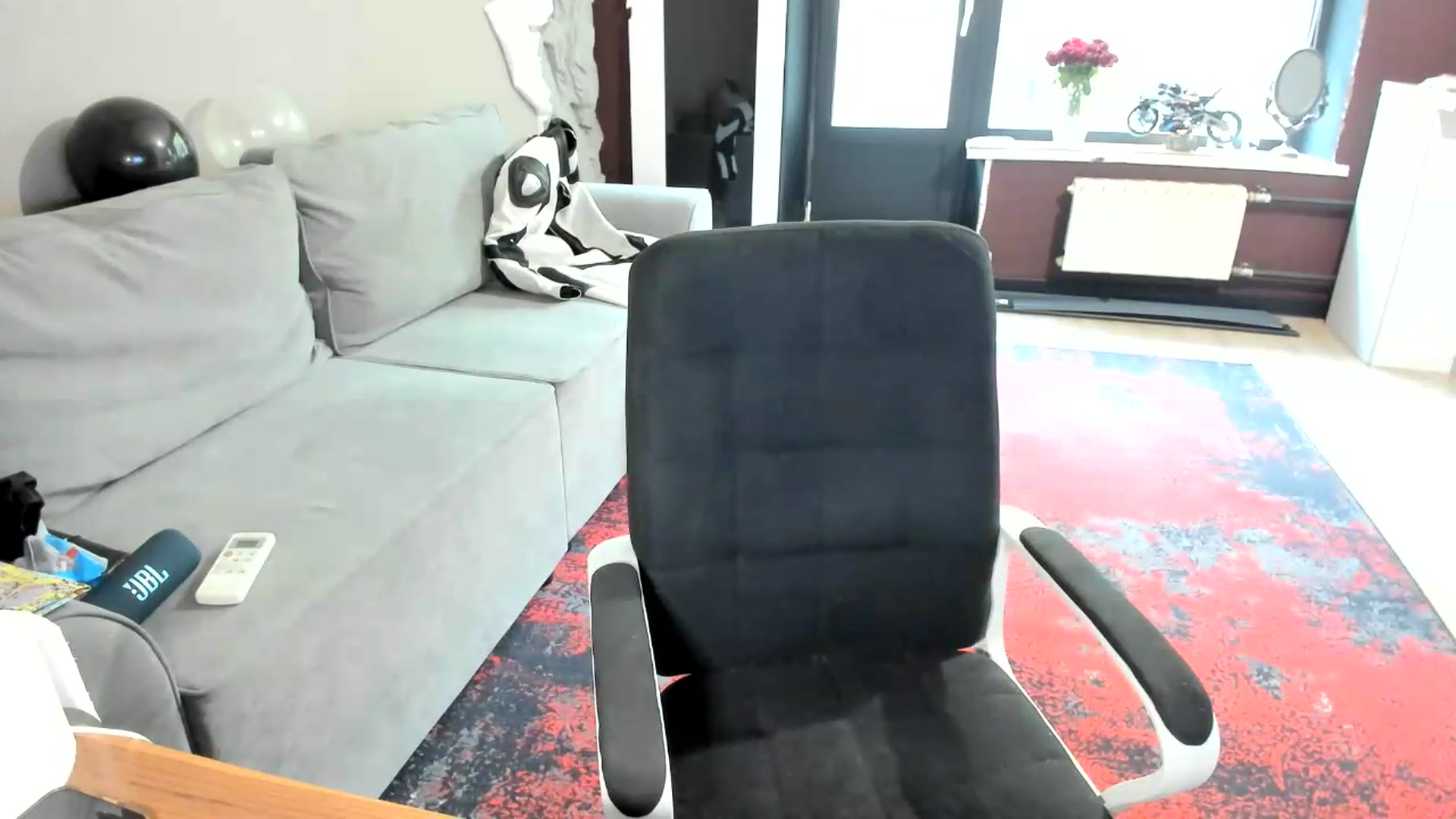 Gallery image thumbnail from Qi_ra's myfreecams stream on, 08/27/2026, 08:56 image 9 of 20
