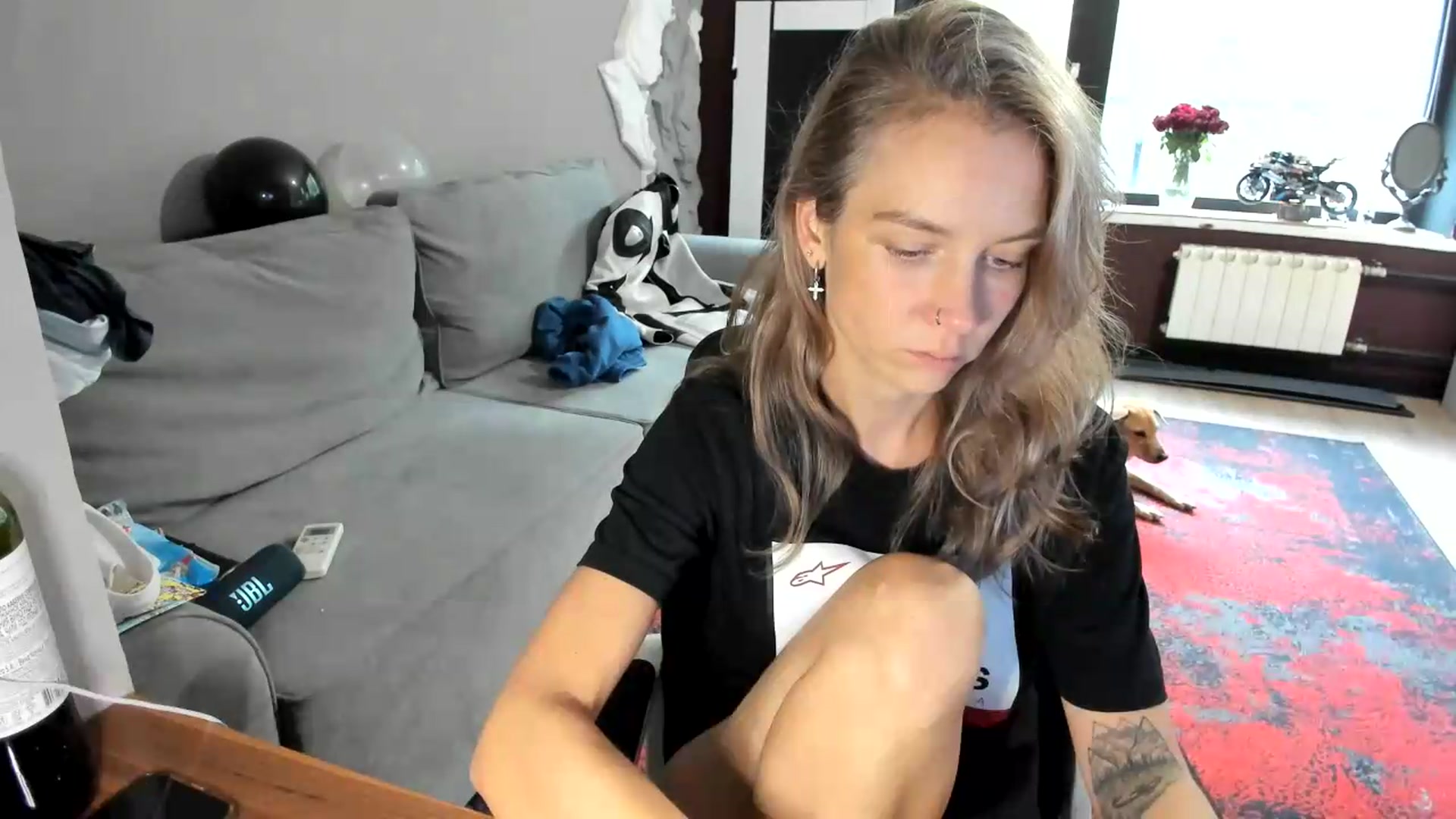 Gallery image thumbnail from Qi_ra's myfreecams stream on, 08/27/2026, 15:08 image 3 of 20