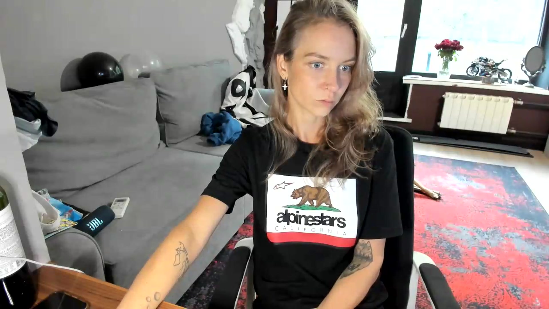 Gallery image thumbnail from Qi_ra's myfreecams stream on, 08/27/2026, 15:08 image 6 of 20