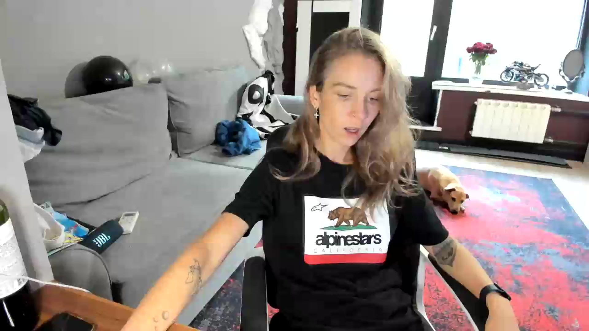 Gallery image thumbnail from Qi_ra's myfreecams stream on, 08/27/2026, 15:08 image 1 of 20