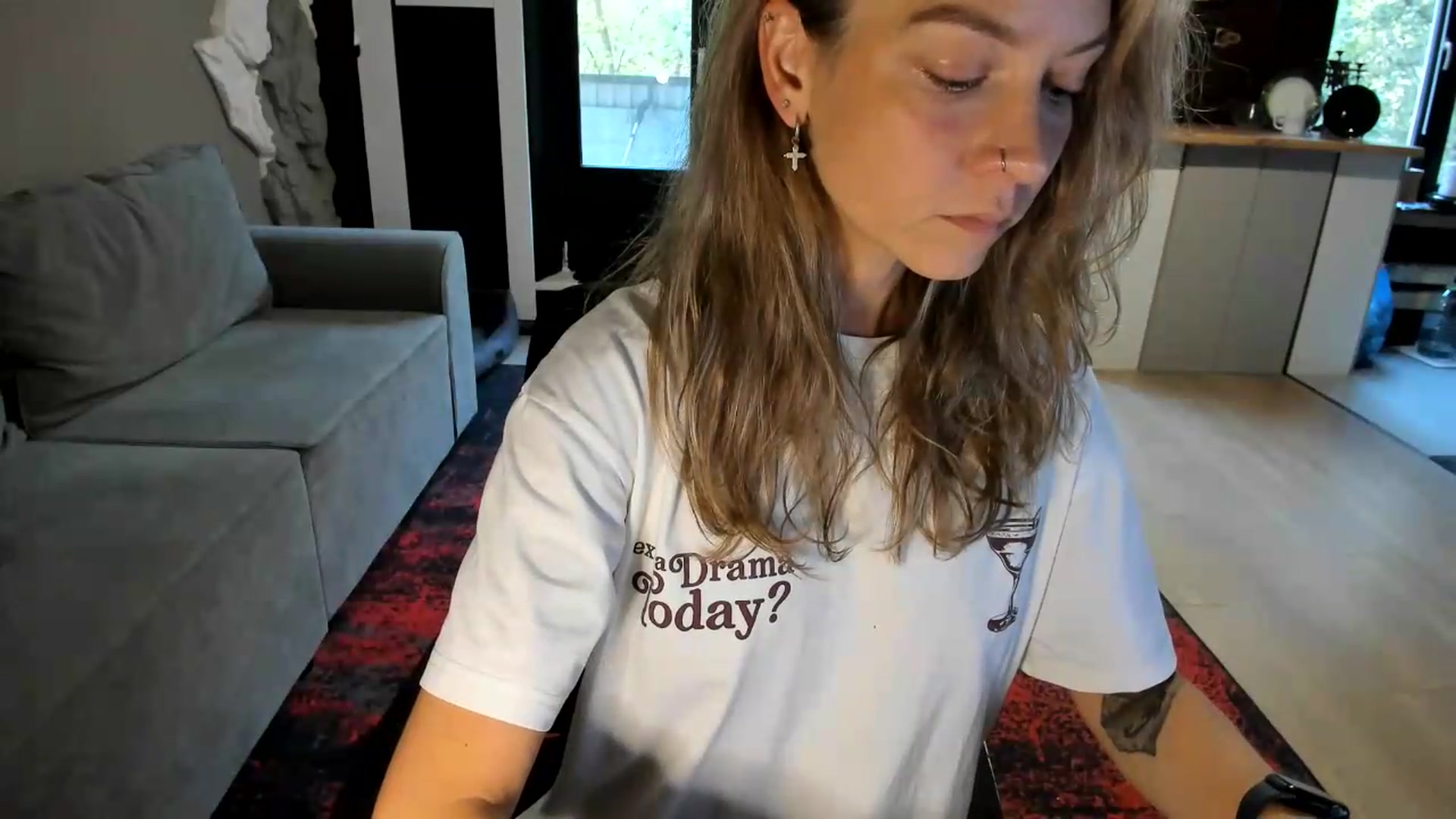 Gallery image thumbnail from Qi_ra's myfreecams stream on, 08/30/2026, 08:28 image 11 of 20