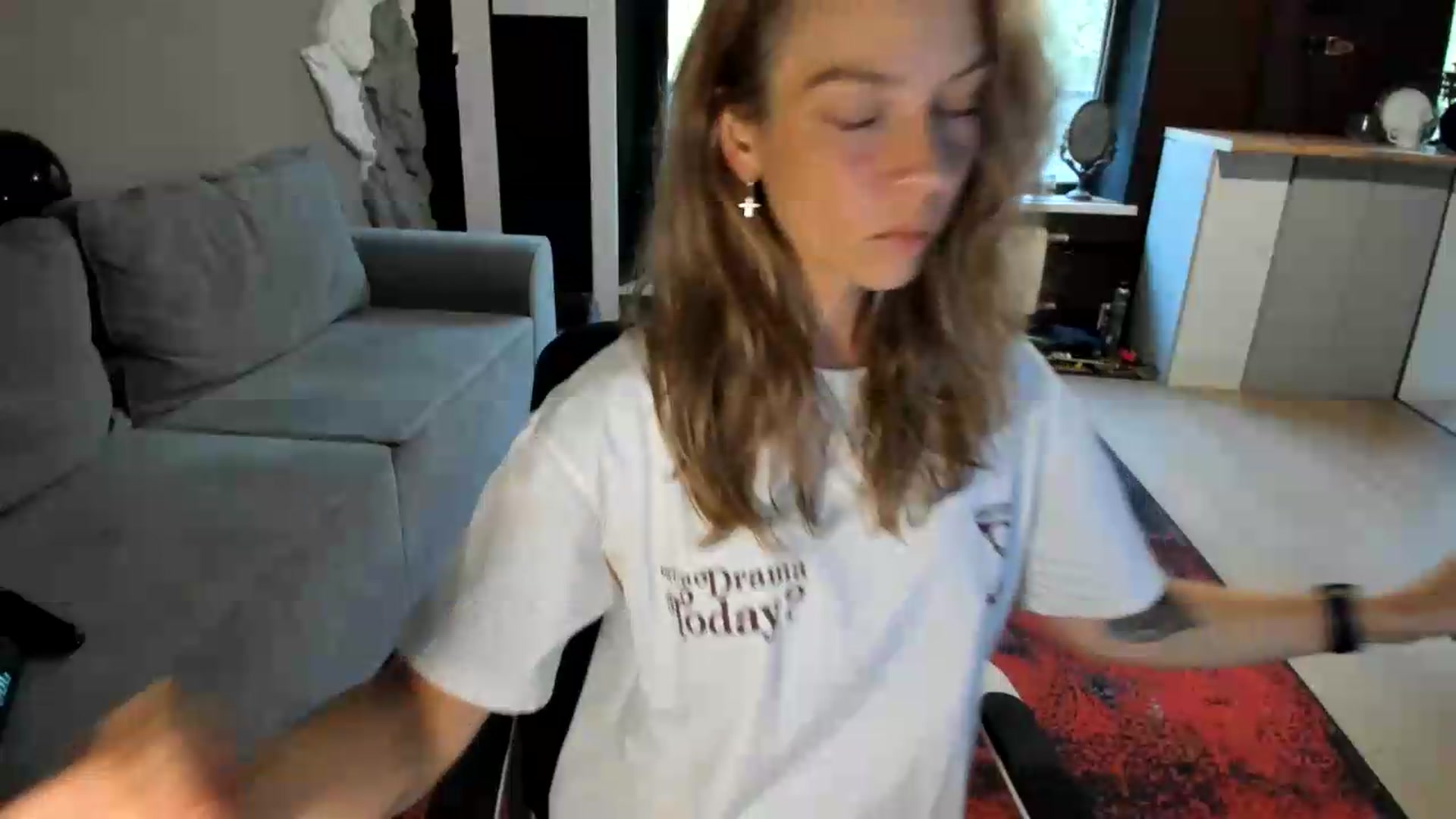 Gallery image thumbnail from Qi_ra's myfreecams stream on, 08/30/2026, 08:28 image 2 of 20