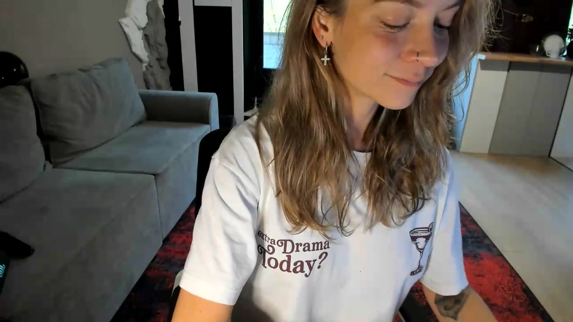 Gallery image thumbnail from Qi_ra's myfreecams stream on, 08/30/2026, 08:28 image 5 of 20