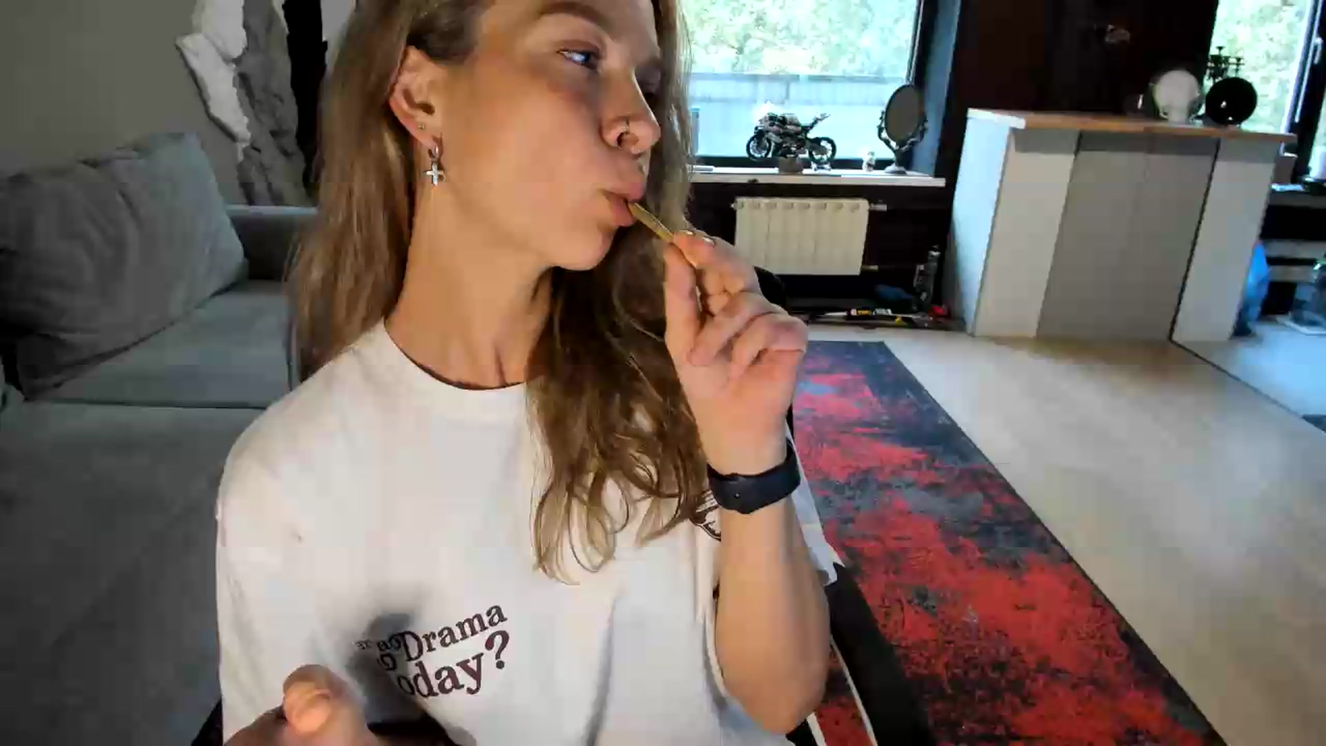 Gallery image thumbnail from Qi_ra's myfreecams stream on, 08/30/2026, 08:28 image 20 of 20