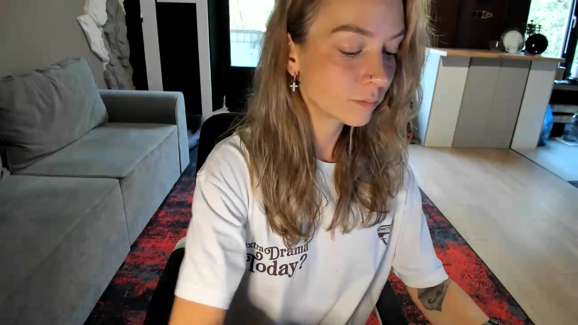 Gallery image thumbnail from Qi_ra's myfreecams stream on, 08/30/2026, 08:28 image 19 of 20