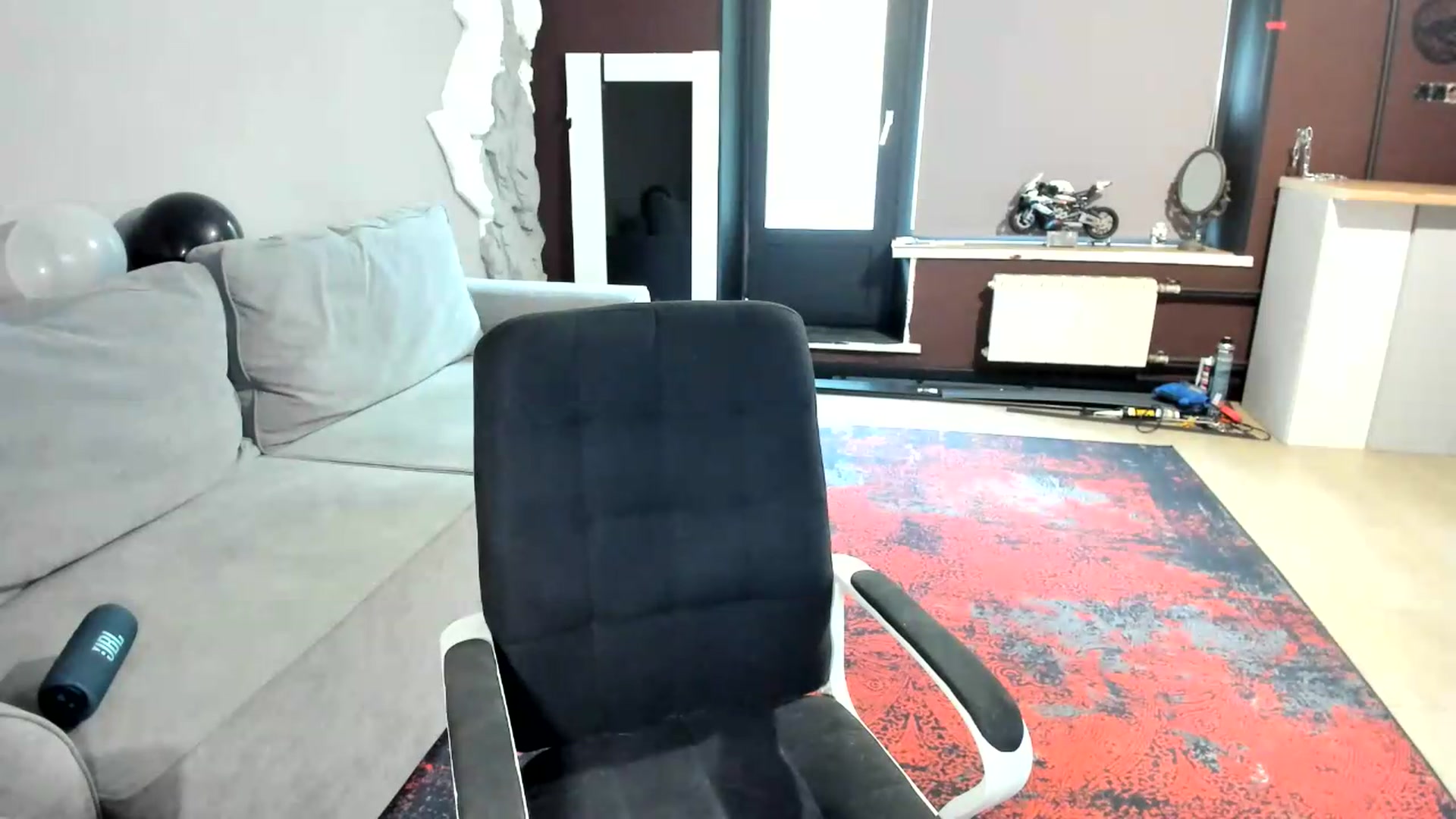 Gallery image thumbnail from Qi_ra's myfreecams stream on, 08/31/2026, 07:10 image 13 of 20